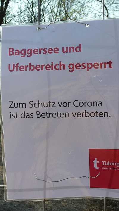 Schild Sperrung Corona Stadt