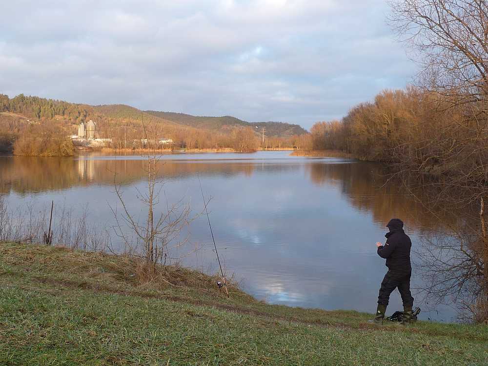 Fischer am Kieswerk Hirschau Fischer am Kieswerk Hirschau
