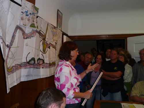 Krommes Stadt Tübingen See