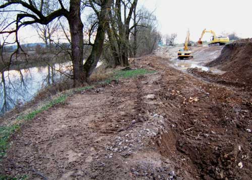 Ausbaggern am Neckarstauwehr